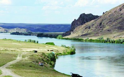 Ақсақал Барбы - Авестада айтылатын Ворукаша көлі