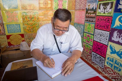 Шөптібай Байділдин: Кейкінің басын шауып алып кетті деген жалған 