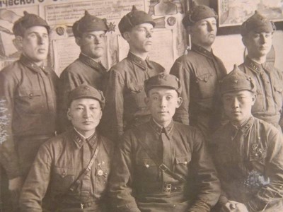 Красноармейцы казаки в европейских частях 