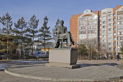 Какие памятники подходят новой столице? 