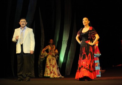 Шәмші туралы 5 қойылым