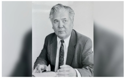 «Жау шебіне бірінші болып басып кірген»: Ресей Қорғаныс министрлігі Кемел Тоқаевқа қатысты құжат жариялады