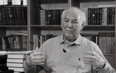 Қазақ әдебиеті қара жамылды: Дулат Исабеков өмірден өтті