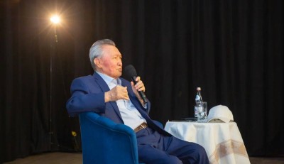 Төлен Әбдік: Тарихты әфсанадан арашалау және Алашқа сүйену