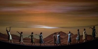 Жусан: как балет без сюжета рассказывает историю Казахстана