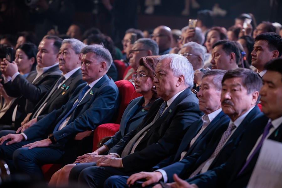 TEMA0080.jpg - фото 6 - e-history.kz