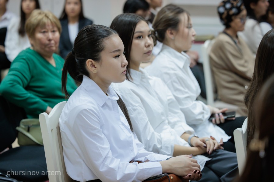 TEMA4561.jpg - фото 9 - e-history.kz