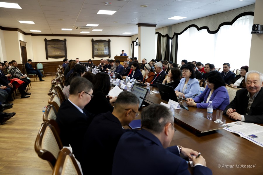 ARMA0504.JPG - фото 9 - e-history.kz