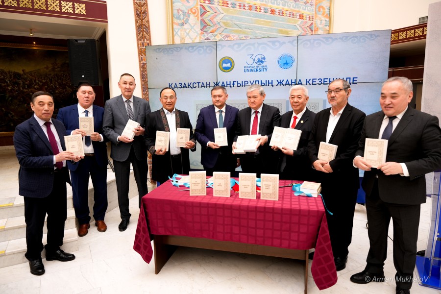 IMG_5932.JPG - фото 9 - e-history.kz