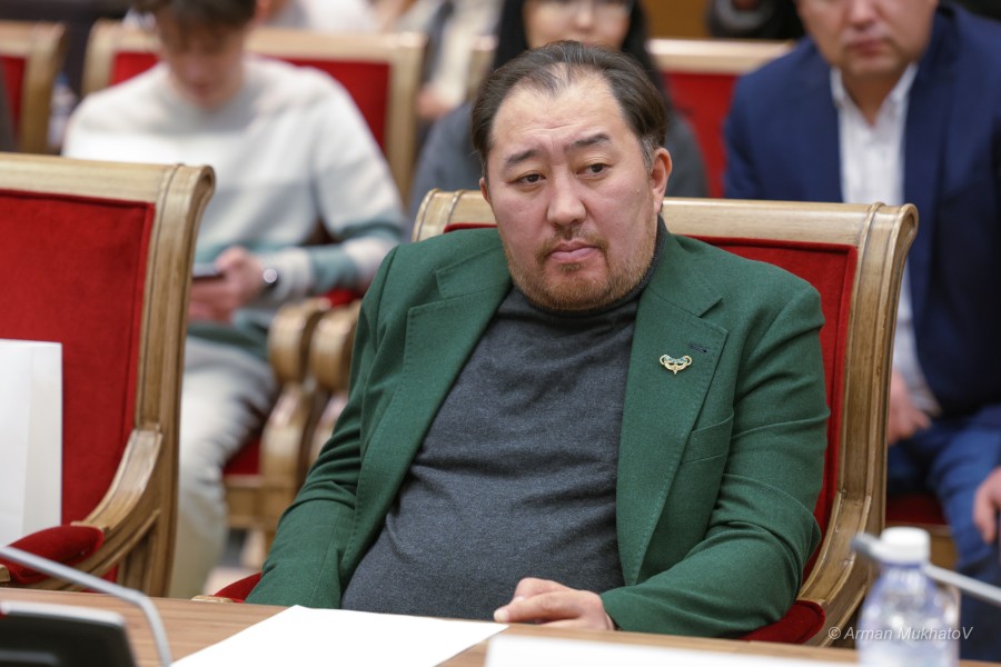 ARMA0571.JPG - фото 8 - e-history.kz