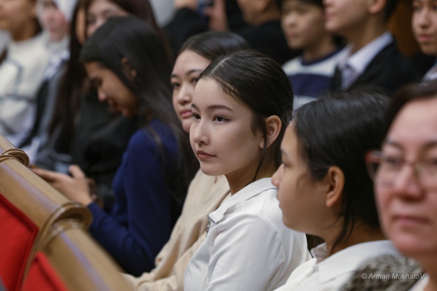 ARMA0355.JPG - фото 36 - e-history.kz