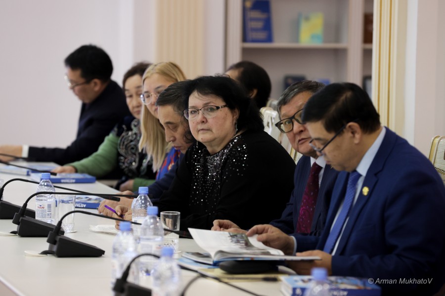 ARMA2462.JPG - фото 5 - e-history.kz