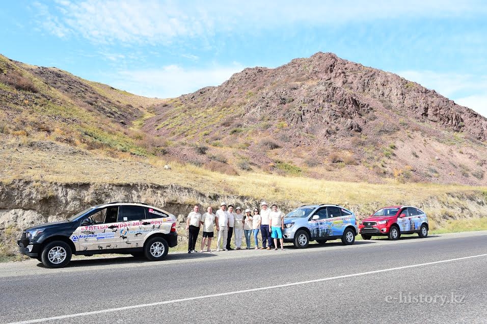 Motor Rally “Ulttyk Mura” was started in Almaty
