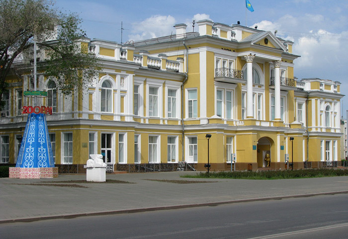 The old-timer building. Russian commerce and industry bank