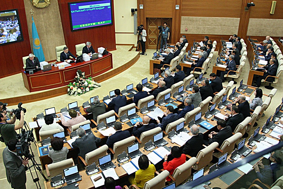  Young politicians expressed their views on the step of the government