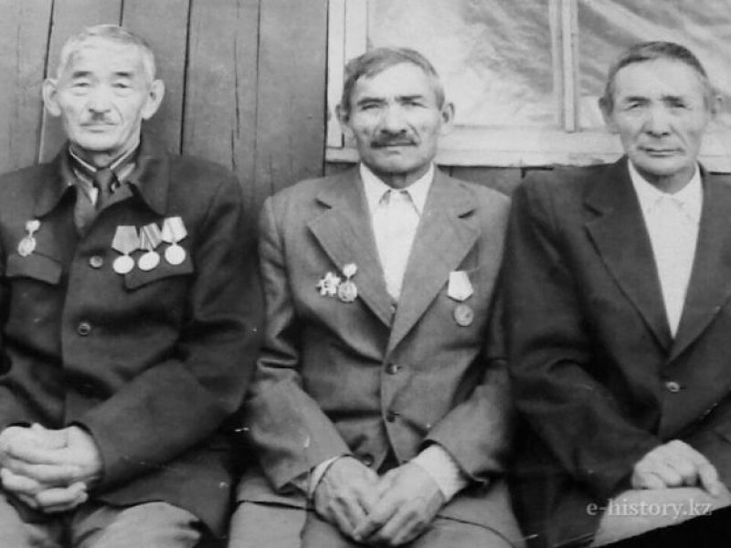 Notes on three brothers&#039; life