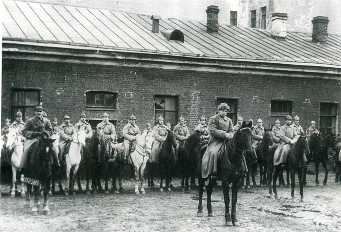 MILITSIYA CONSISTED OF PEASANTS, PROLETARIAT AND SMALL NUMBER OF KIRGHIZ