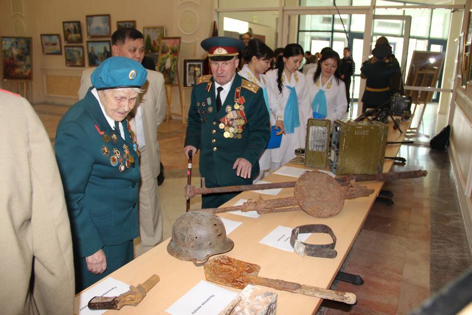 Results of the International Competition for Artists