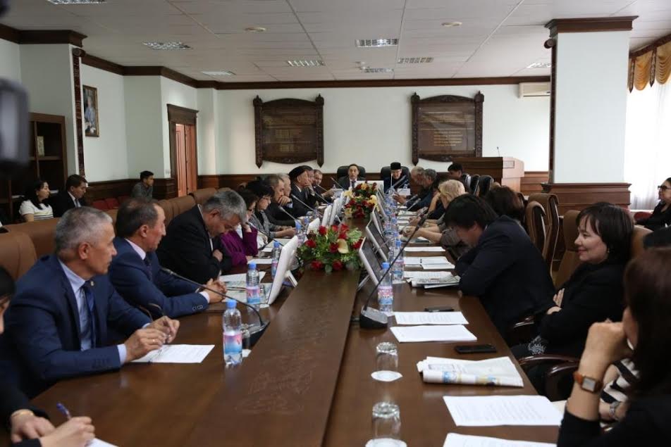 100 steps to implement reforms in Kazakhstan through the eyes of scholars