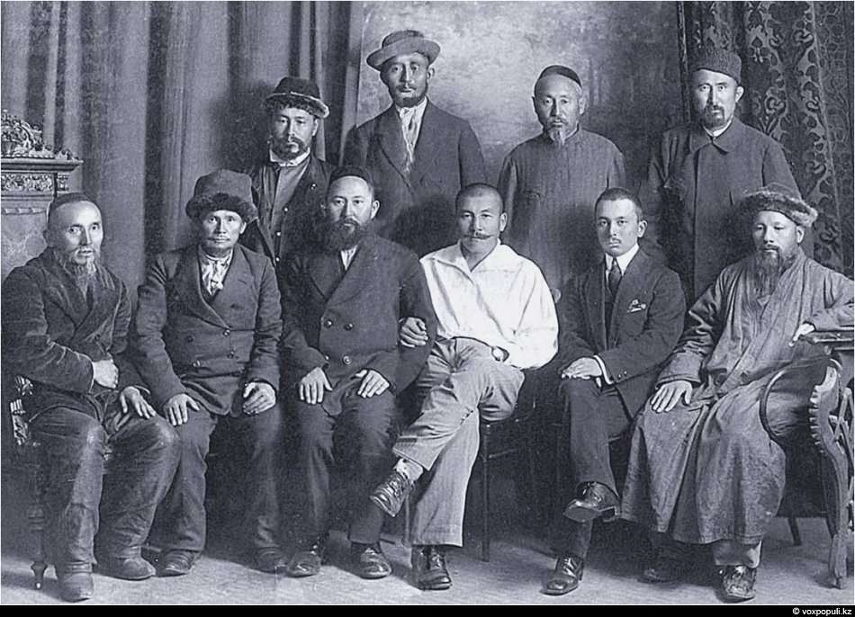 Алаш автономиясы қашан жарияланды?