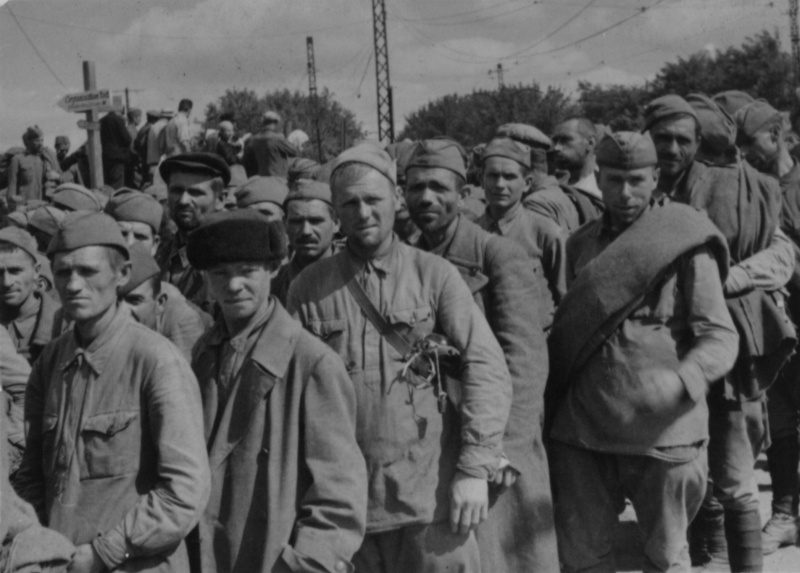 ЖАРҚЫН ЕСТЕЛІККЕ ЛАЙЫҚ