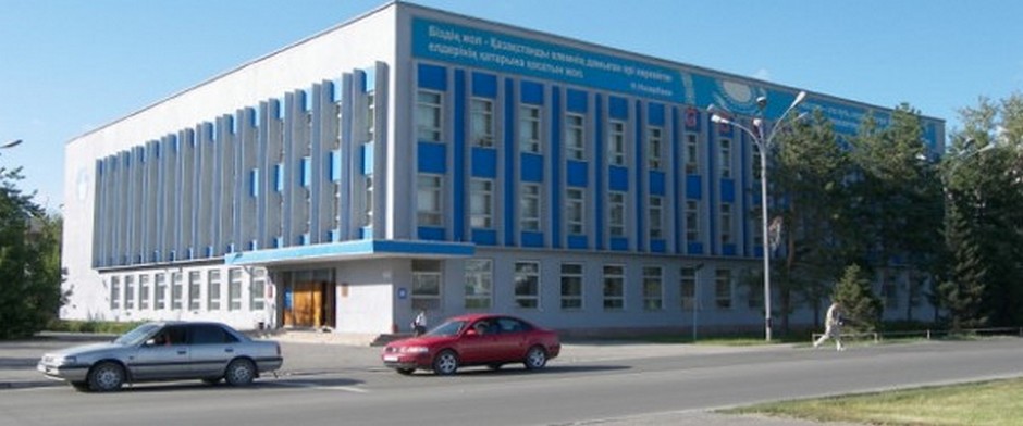 Білімге сусындатқан – Семейдің Абай кітапханасы  