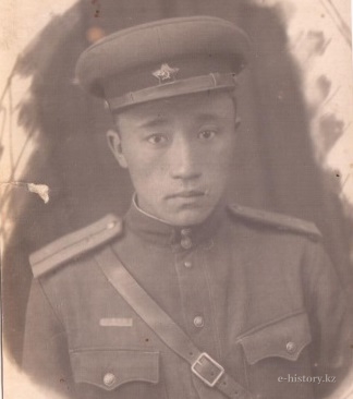 История одной фотографии. Жолдас Душамбаев  