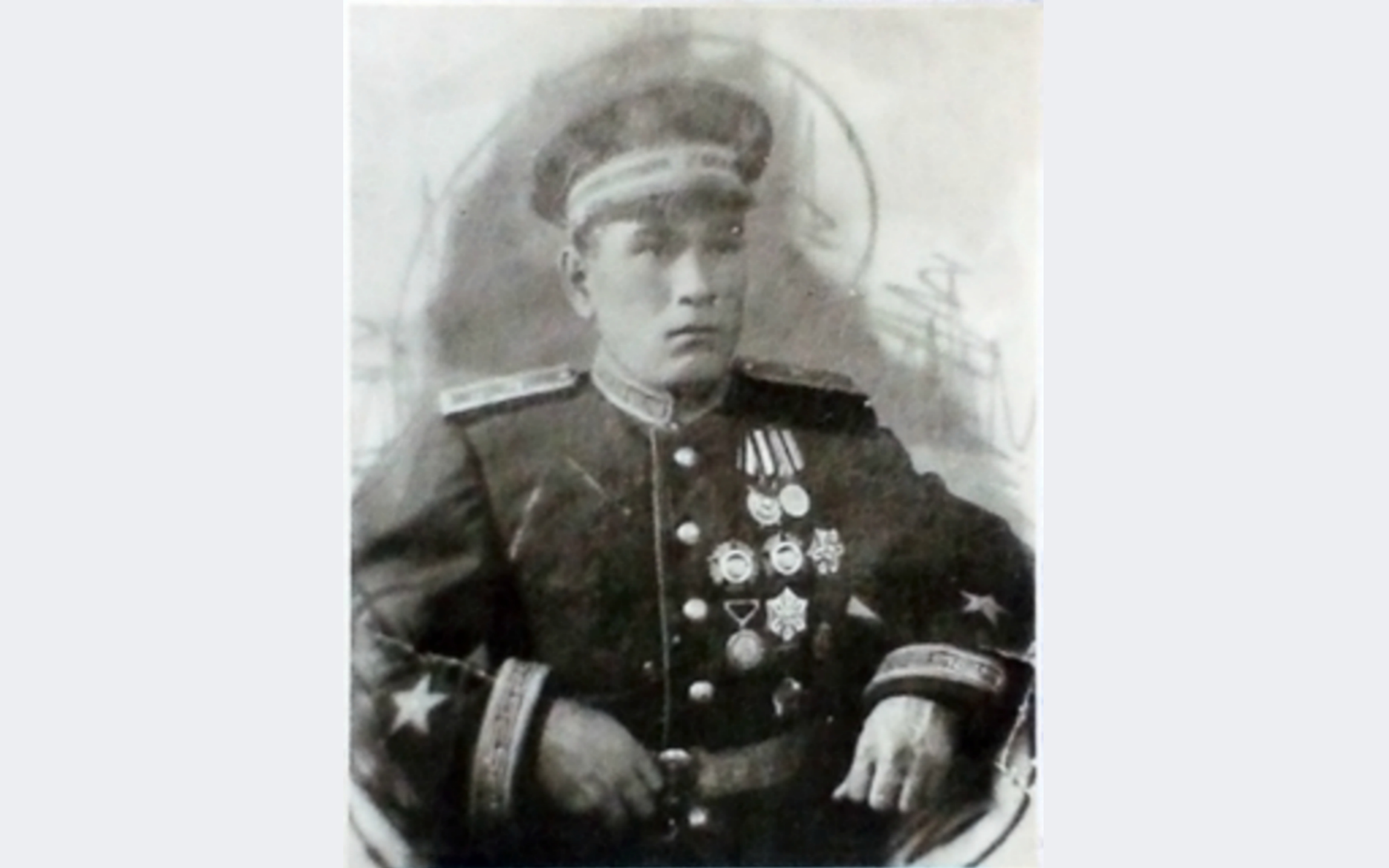 Генерал Мударис Зайсанов