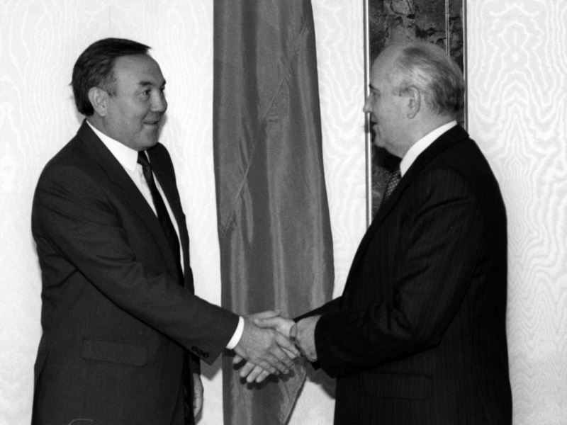 Мир накануне президентства Назарбаева