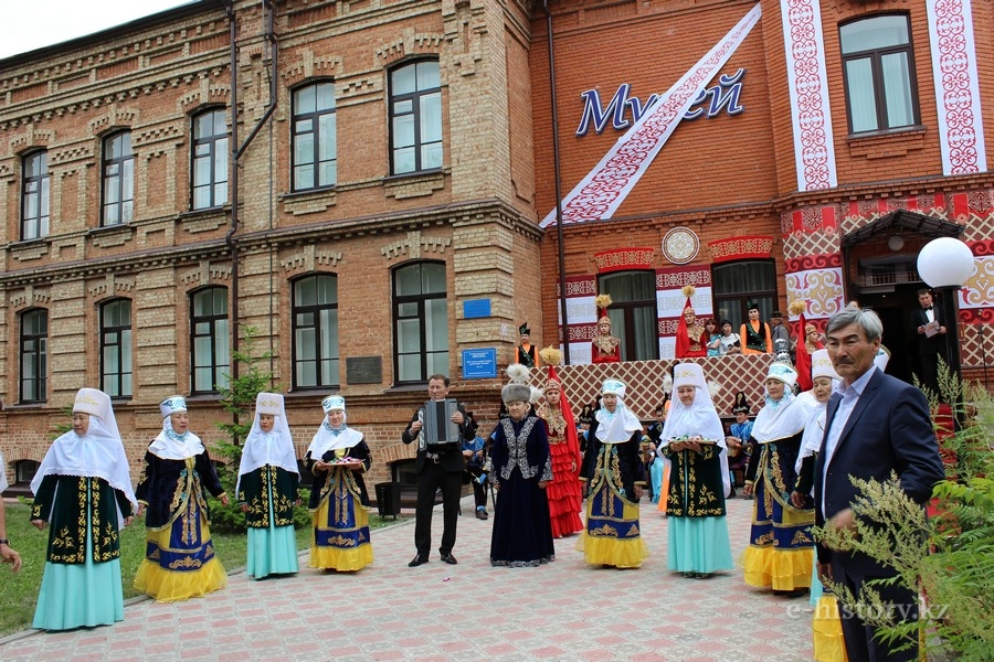 Theatrical tour in the museum of Kokshetau