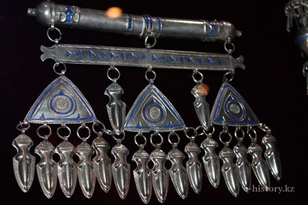 Jewelry Art of the Kazakhs in collection Jewelry Art of the Kazakhs in collection