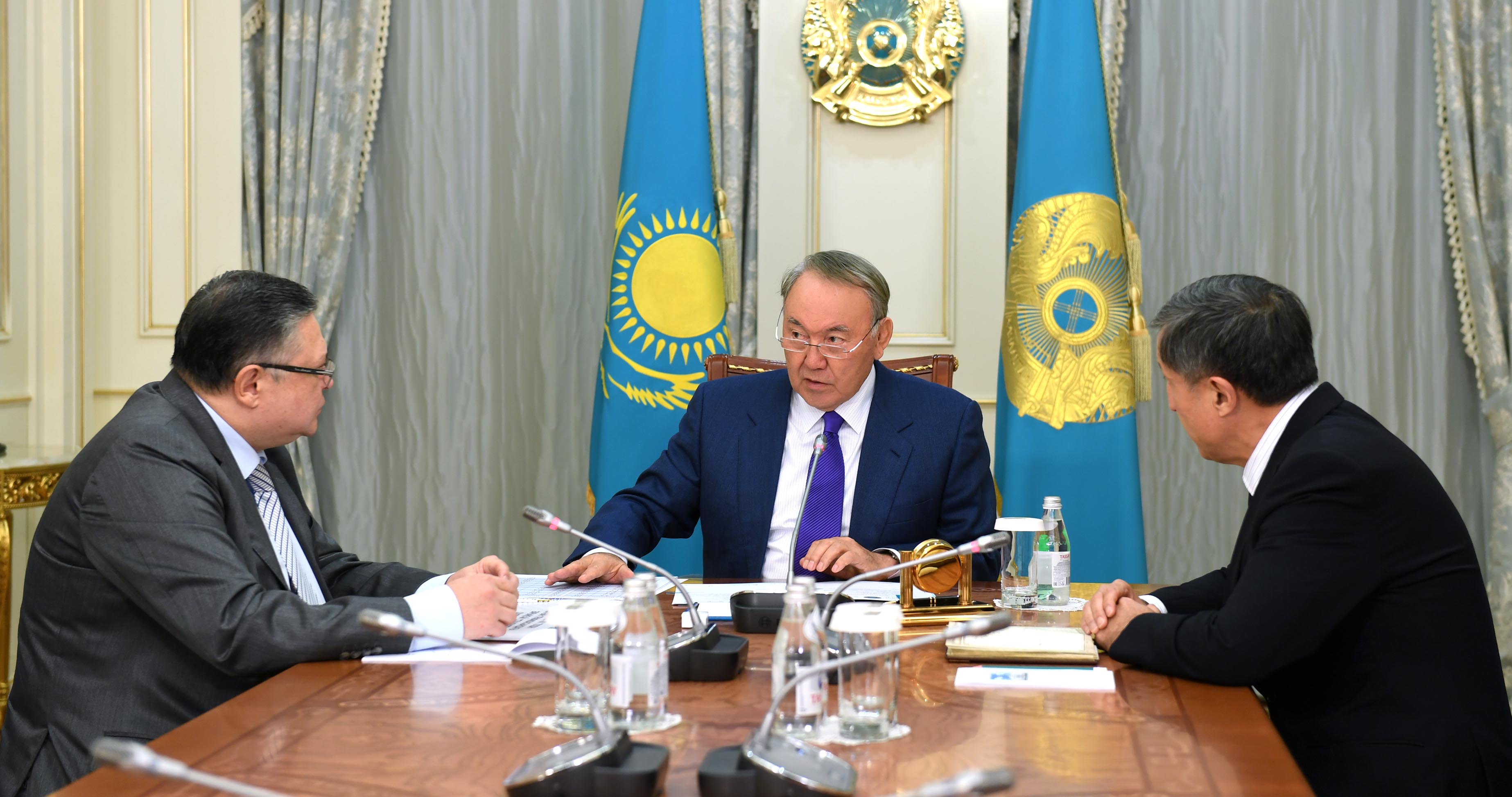 Елбасы: Әліпби жобасына жарлық қажет Елбасы: Әліпби жобасына жарлық қажет