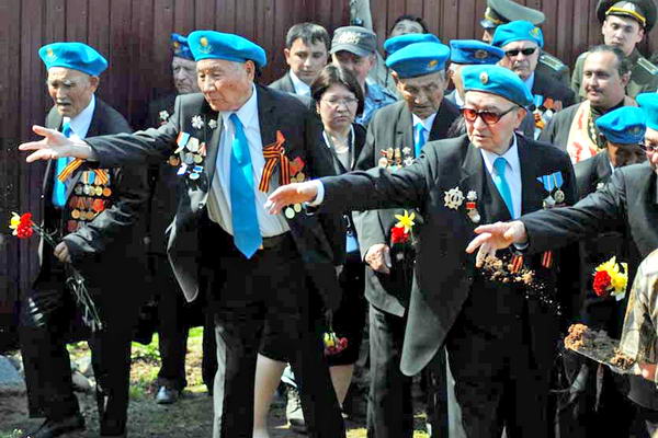 Бессмертный подвиг героев - казахстанцев в Великой Отечественной войне