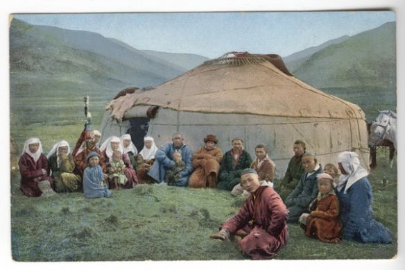 Торговые взаимоотношения города, переселенческой деревни и казахского аула в Тургайской области