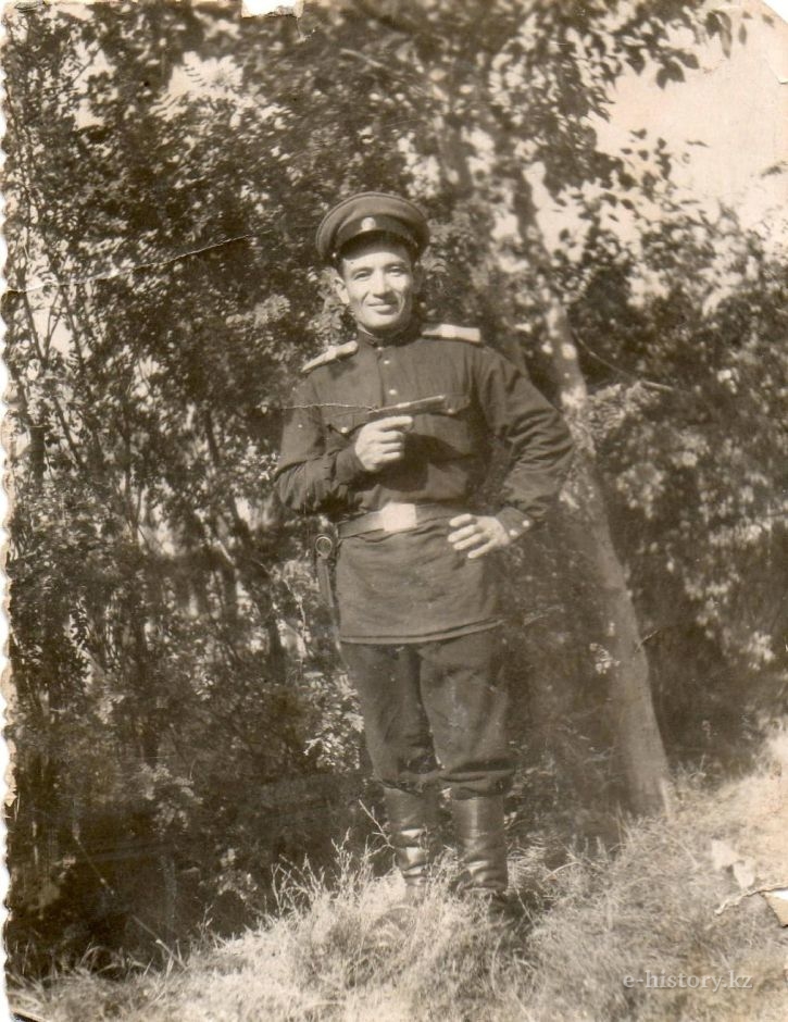 История одной фотографии. Умарбек Мустафин История одной фотографии. Умарбек Мустафин